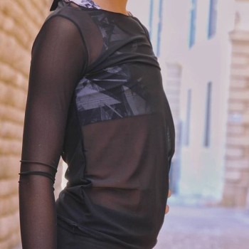 Pull en tulle microgrillé